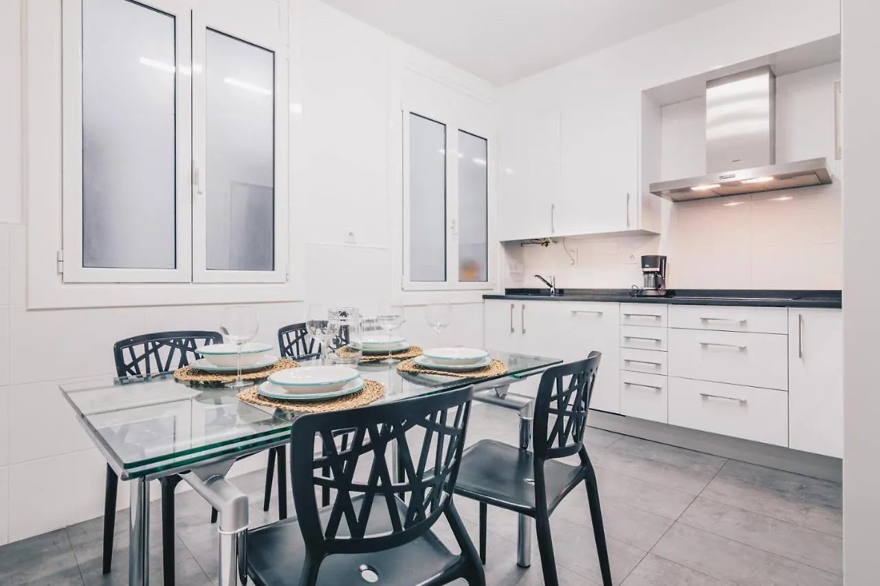 Easo Apartment By People Rentals San Sebastián 0*,  España